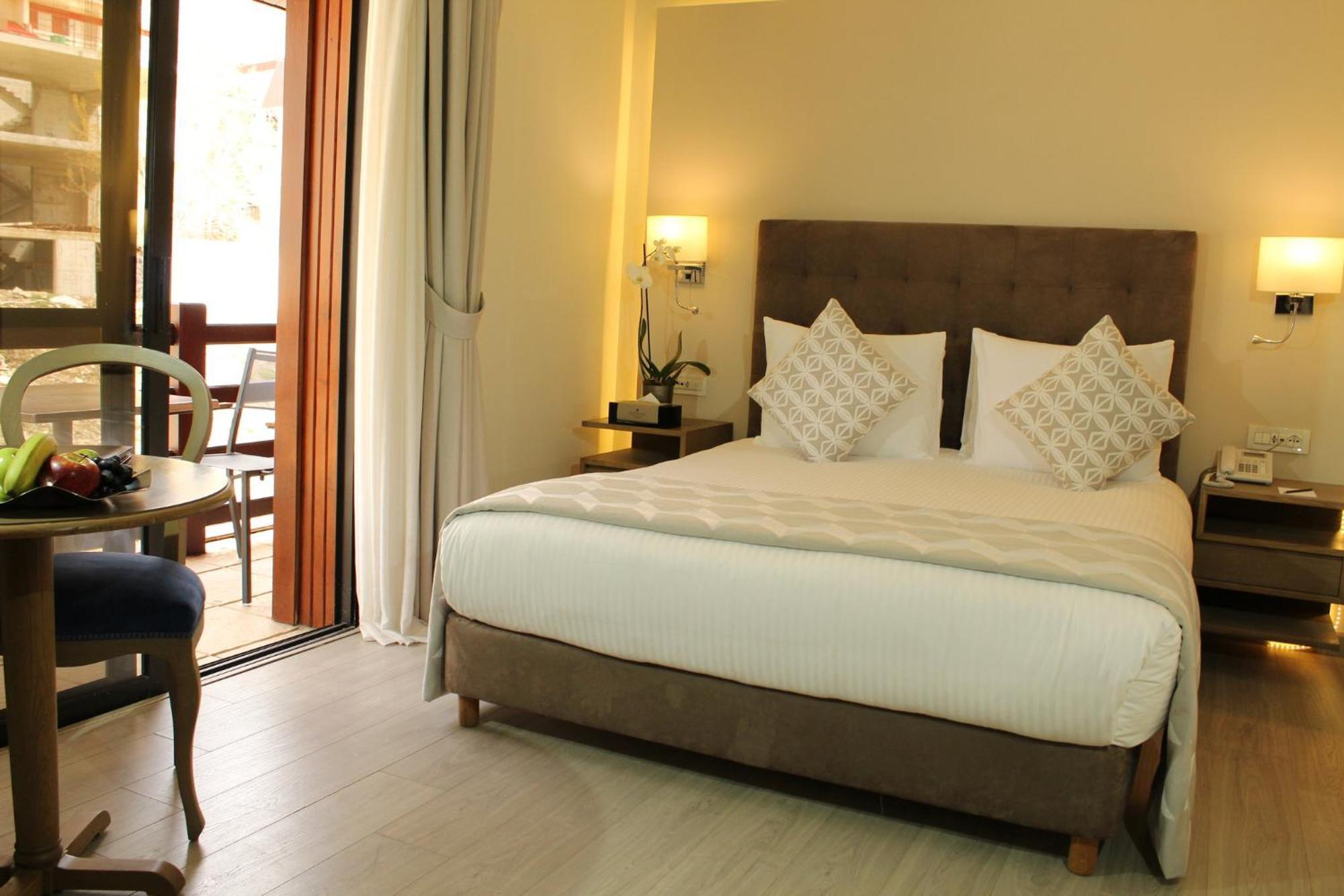 อินเตอร์คอนติเนนตัล มซาร์ เลบานอน เมาน์เท็น รีสอร์ต แอนด์ สปา Hotel Mzaar Kfardebian ภายนอก รูปภาพ