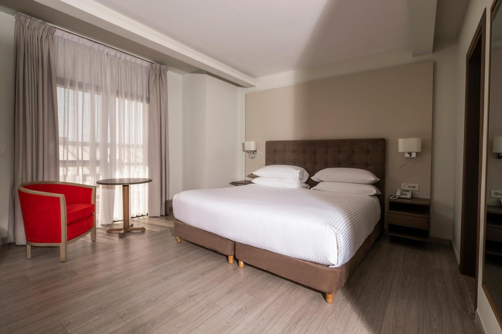 อินเตอร์คอนติเนนตัล มซาร์ เลบานอน เมาน์เท็น รีสอร์ต แอนด์ สปา Hotel Mzaar Kfardebian ภายนอก รูปภาพ